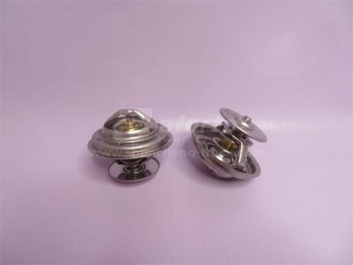 Термостат HOWO 70T D12 80° (оригинал)