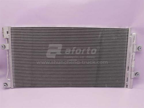 Радиатор кондиционера HOWO TX/SITRAK (оригинал)
