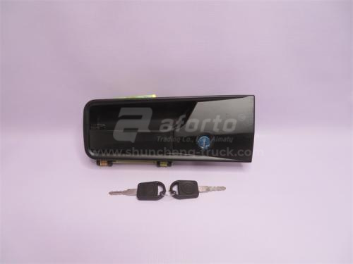 Ручка двери кабины наружная HOWO/A7 L