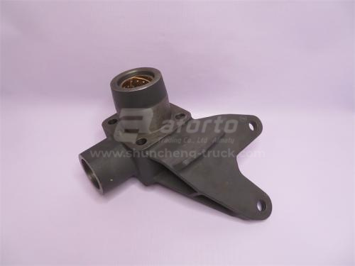 Кронштейн поворотного кулака HOWO 2007 правый (оригинал)