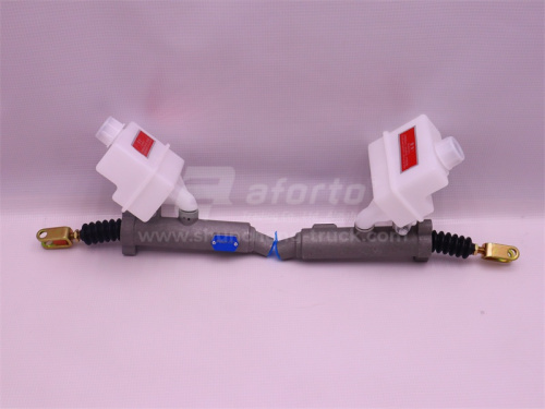 Цилиндр сцепления главный SHAANXI M3000/L3000/H3000S 31520 Pener