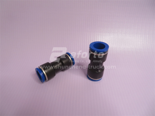 Фитинг прямой Ф14