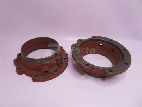 Крышка КПП SINOTRUK подшипника выходного вала под электрический датчик скорости (2 отв.) (оригинал)