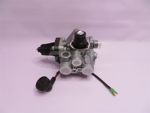 Кронштейн влагоотделителя STEYR/SHAANXI с маленьким отверстием