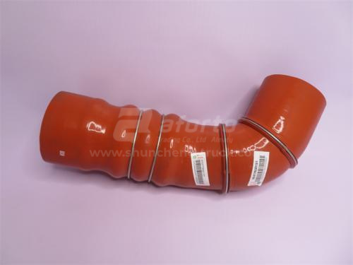 Патрубок интеркулера D12 420 л.с HOWO 70T (оригинал)