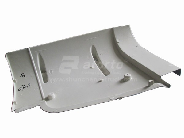 Обтекатель кабины NORD BENZ Euro III белый правый