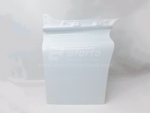 Накладка дверная нижняя HOWO TX/SITRAK T5G белый левая