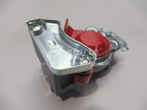 Соединительная головка на прицеп красная без клапана M22X1.5 УНИВЕРСАЛЬНОЕ 4522000110