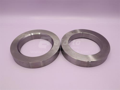 Кольцо распорное сальника балансирного вала HOWO 2009/TX (оригинал)