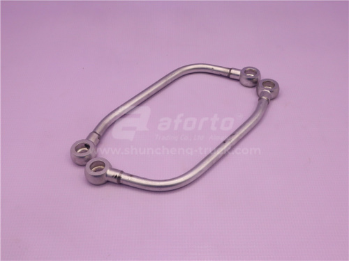 Трубка масляная  вход делителя КПП HW19712/25712