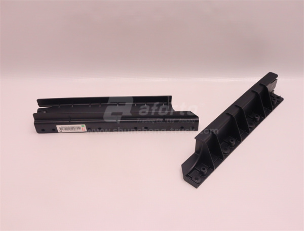 Кронштейн бачка омывателя HOWO TX правый (оригинал)