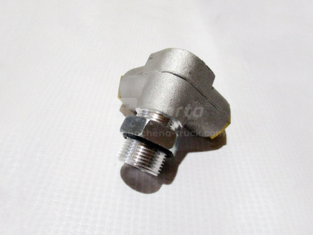 Фитинг воздушный V-образный 4 отверстия SHAANXI X6000 6*4  (оригинал)