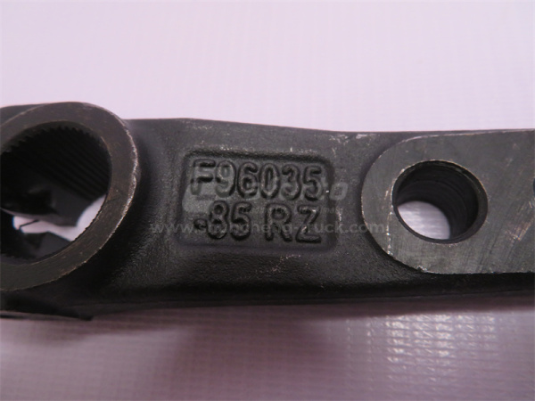 Сошка кулисы КПП FAST (3 отверстия)  F96035-85RZ