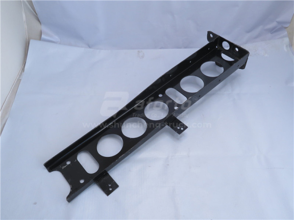 Кронштейн заднего фонаря правого GTL