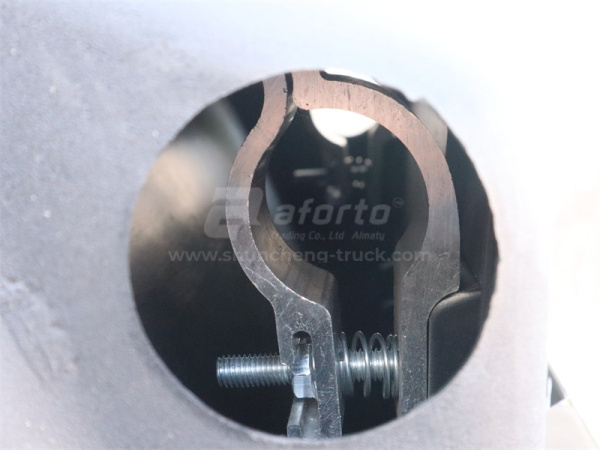 Крыло SHAANXI X3000/SINOTRUK заднего моста заднего (малые отв)