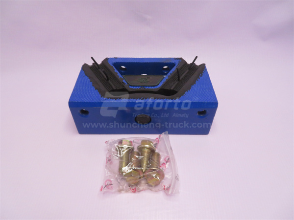 Подушка двигателя HOWO 70T/JWZ задняя QINYAN