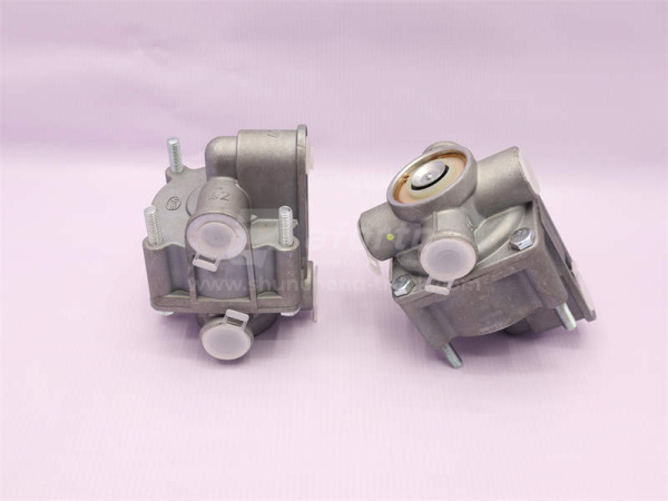 Клапан ускорительный SHAANXI F3000 дифференциальная формула (оригинал)