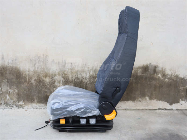 Кресло водителя HOWO (оригинал)