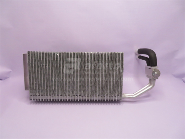 Радиатор кондиционера SHAANXI F3000 1111
