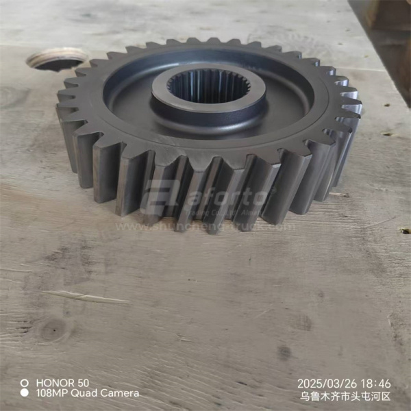 Шестерня SINOTRUK MCP16 среднего моста ведущая Z = 32