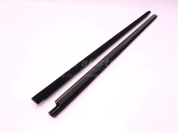 Резинка уплотнительная стекла дверни внутри SHAANXI (оригинал)