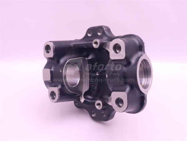 Кулак поворотный HOWO 2020 левый