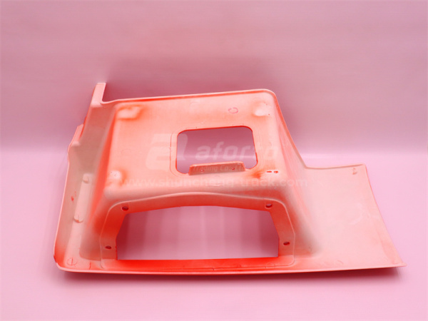 Щиток подножки SITRAK C7H низкий красный правая