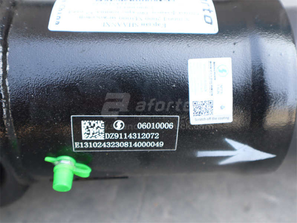 Кардан 720мм фланец-180 крестовина-57 отв4 SHAANXI X3000/F3000/M3000 (оригинал)