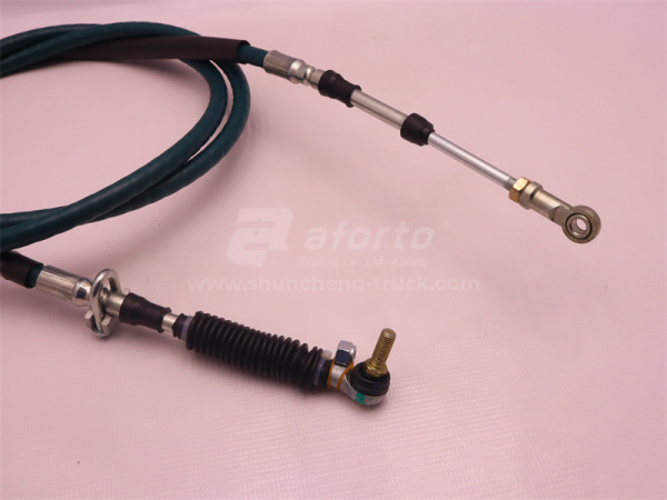 Трос переключения передач КПП HOWO 2010 3,3 м черный (оригинал)