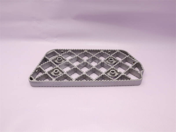 Ступень SHAANXI X3000 алюминиевая нижняя левая (тягач) (оригинал)