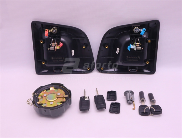 Замок двери кабины SHAANXI X3000 в сборе левый + правой