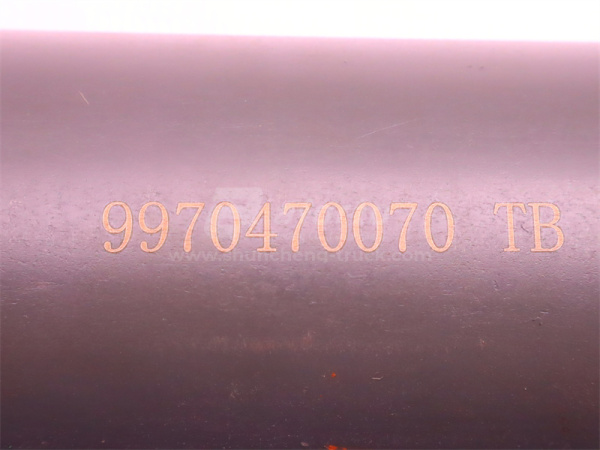 Гидроцилиндр рулевой HOWO 70T 8*4