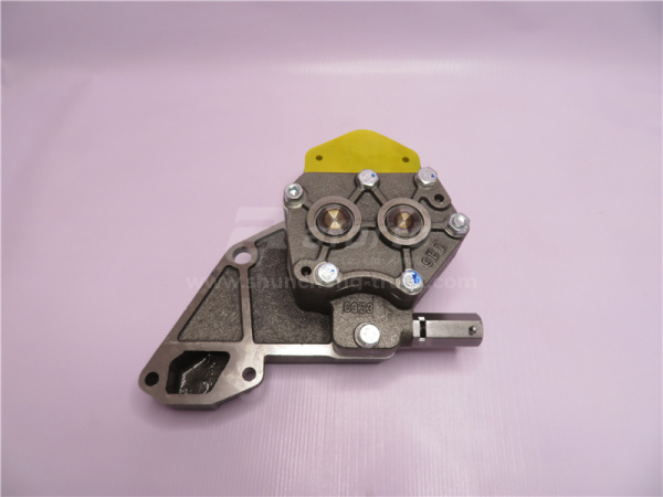 Насос масляный WD615/D10 Euro II