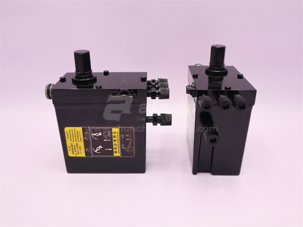 Гидронасос подъёма кабины ручной HOWO A7 самосвал SORL