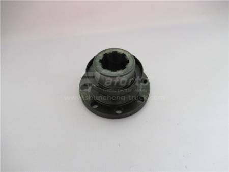 Фланец моста STEYR 165/90/8/8 (диаметр /высота/шлицы /отверстия)