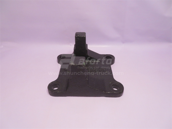 Кронштейн тяги реактивной SHAANXI F3000/M3000/X3000