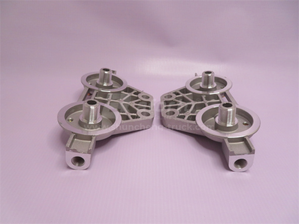 Кронштейн фильтра топливного WD615 1334 M20*1.5/M14*1.5