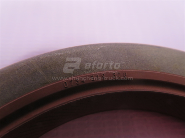 Сальник АКПП WG180 0750 111 231 Автогрейдер XCMG GR215 75*100*10 (оригинал)