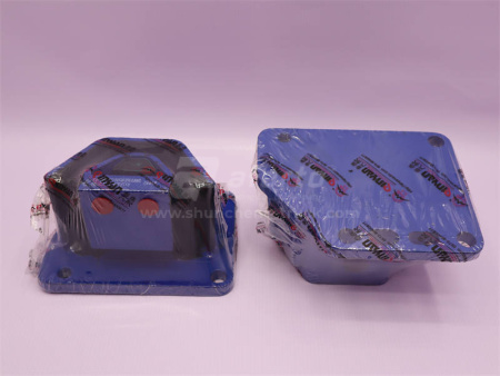 Подушка двигателя SHAANXI M3000 передняя правая новая модель QINYAN