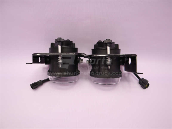 Фара HOWO 2007 противотуманная правая (оригинал)