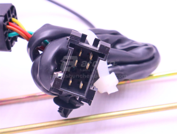 Замок двери кабины с тягой SHAANXI X3000 электрический левый (оригинал)