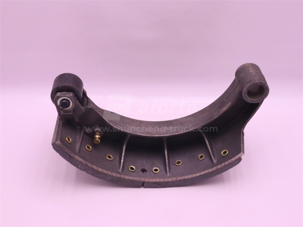 Колодки тормозные передняя HOWO TX/2020 AFORTO