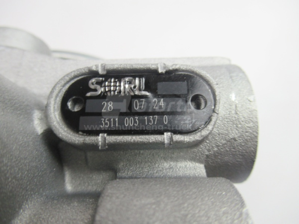 Осушитель 8.1 bar, с подогревом, без глушителя, КАМАЗ, НЕФАЗ, МАЗ (4324101400)