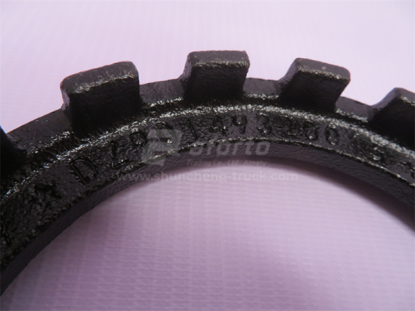 Гайка регулировочная дифференциала редуктора моста левый SHAANXI TGX