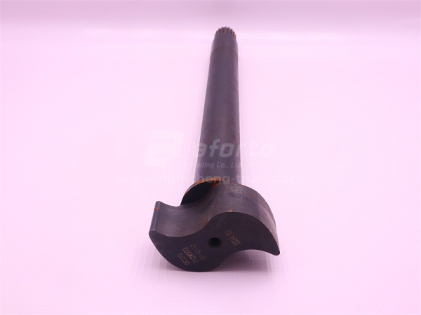 Вал тормозной MCP16 задний Z =  мм (правый)