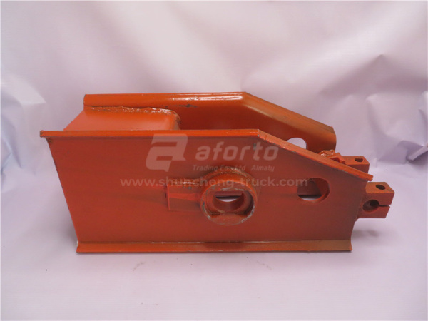 Кронштейн качели полуприцепа средняя толщ 10 палец 50 правой