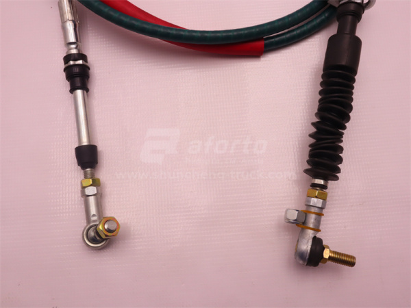 Трос переключения передач КПП HOWO T5G 3.402 м красный (оригинал)