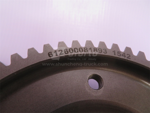 Шестерня привода ТНВД WD618 58 зуб.