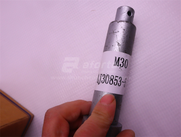 Палец форкоп заднего SHAANXI X3000/M3000