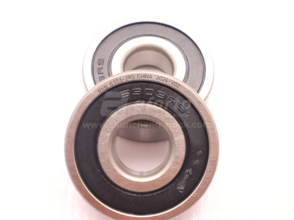 Подшипник промежуточной шестерни привода маслонасоса 6303